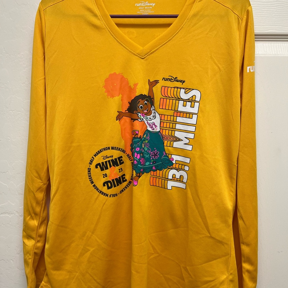 Rundisney Encanto Half Marathon Shirt.